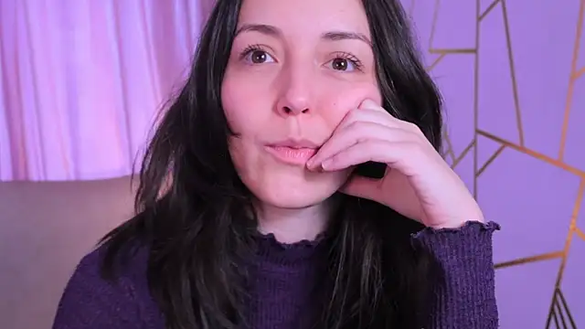 molly marmalade  online show from November 10, 2025, 2:49 pm