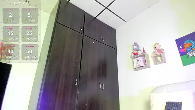 Lisvandr online show from September 15, 2025, 4:40 pm