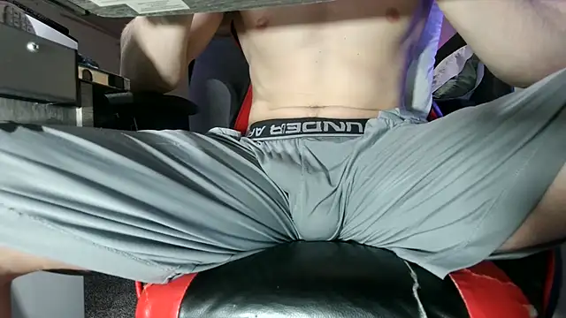 Snapshot of Dick_and_muscles chatting on November 29, 2025, 12:24 am Dick and muscles online show from November 29, 2025, 12:24 am