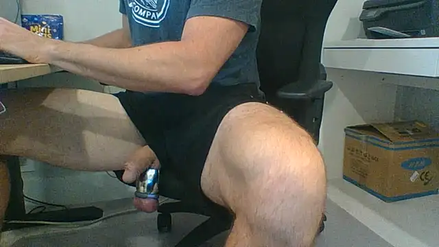 Snapshot of Bloopers66 chatting on July 21, 2026, 1:24 pm Bloopers66 online show from July 21, 2026, 1:24 pm