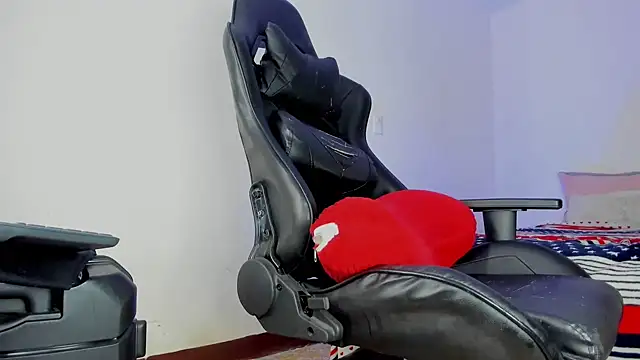 PIA GREAT online show from January 17, 2025, 5:00 am