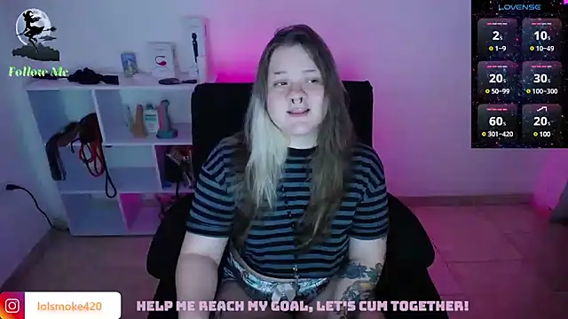 Snapshot of Bdsm_and_fries chatting on January 14, 2025, 6:24 am Bdsm and fries online show from January 14, 2025, 6:24 am