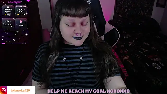 Snapshot of Bdsm_and_fries chatting on October 10, 2025, 5:39 am Bdsm and fries online show from October 10, 2025, 5:39 am