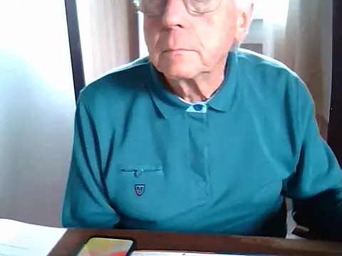 johnjohn622662 online show from September 17, 2025, 3:24 pm