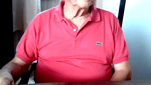 Snapshot of johnjohn622662 chatting on June 20, 2026, 9:34 am johnjohn622662 online show from June 20, 2026, 9:34 am