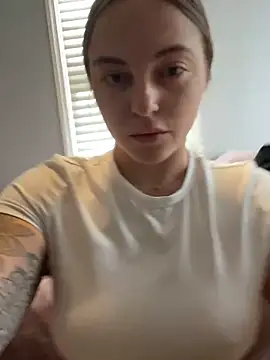 jaseyrae online show from October 17, 2025, 3:14 pm