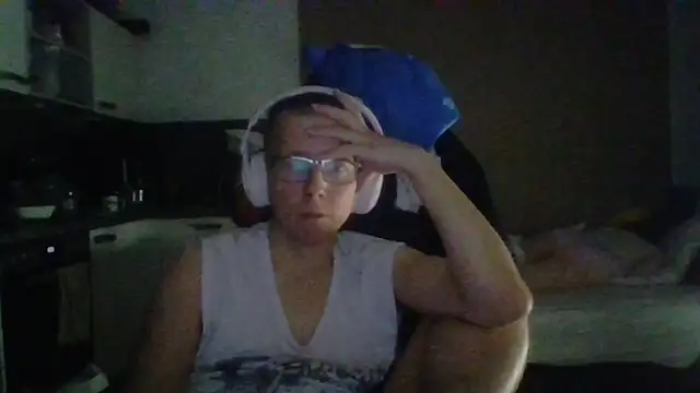 Snapshot of David250692 chatting on July 5, 2026, 2:02 pm David250692 online show from July 5, 2026, 2:02 pm