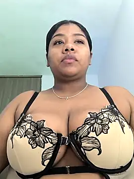 paola091 online show from November 18, 2025, 11:47 am