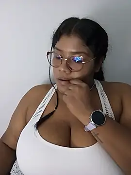 paola091 online show from May 19, 2026, 1:56 am