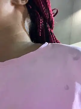 CurvyDesire1 online show from February 23, 2025, 5:39 pm