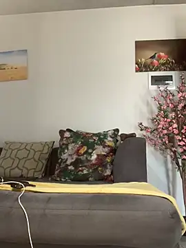 CurvyDesire1 online show from February 28, 2025, 5:59 am