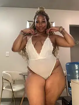 CurvyDesire1 online show from January 14, 2026, 6:02 pm