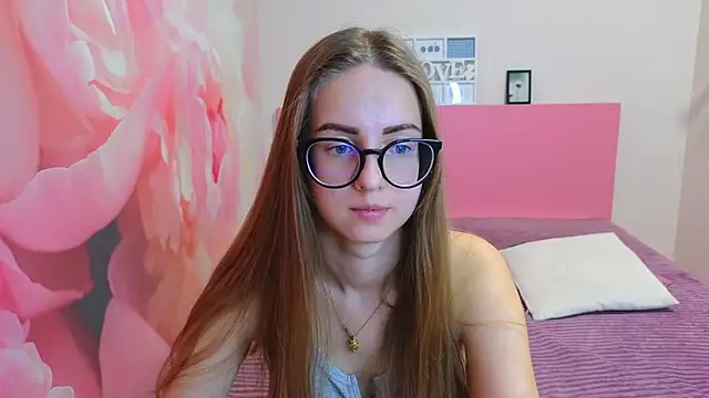 AliceAdams online show from January 24, 2025, 8:02 am