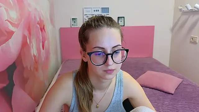 AliceAdams online show from January 31, 2025, 11:13 am