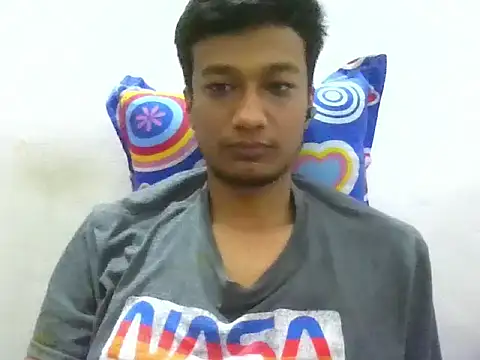 jimnail007 online show from April 18, 2026, 4:16 am