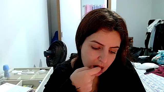 chelbyy online show from October 1, 2025, 12:38 am