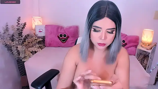 AmazingDREAMGirl online show from September 18, 2025, 11:56 am