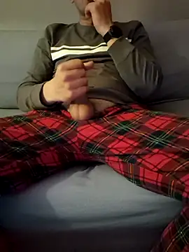 praqun2021 online show from April 25, 2026, 6:38 pm