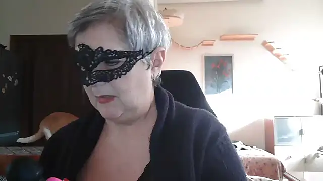 simona60 online show from February 5, 2025, 2:16 pm