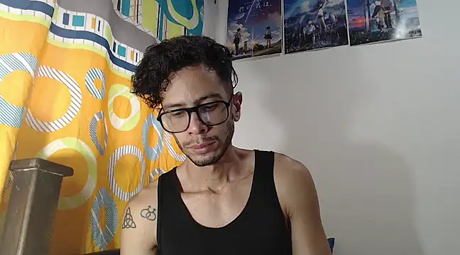 alisterxxx online show from February 10, 2025, 1:33 pm