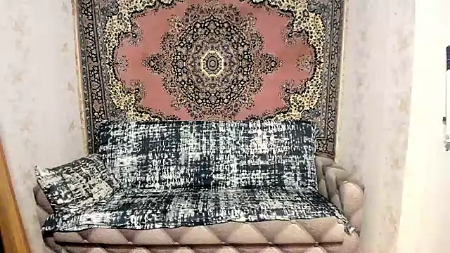 Marrymepls online show from February 3, 2025, 6:17 pm