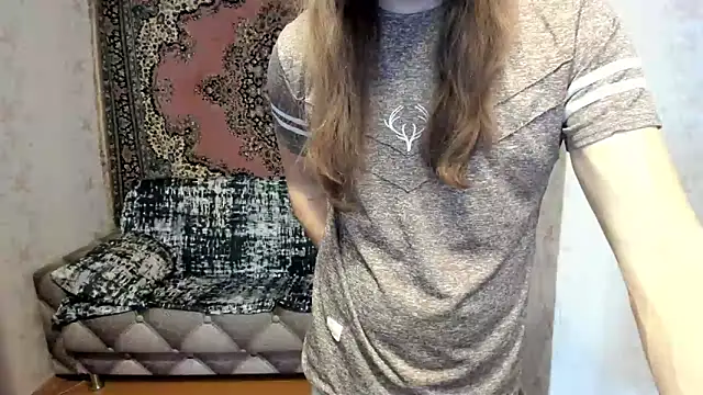 Marrymepls online show from February 19, 2025, 4:44 am