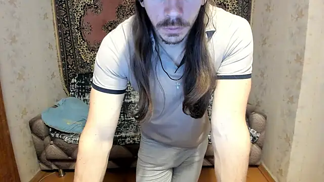 Marrymepls online show from February 28, 2025, 8:39 pm