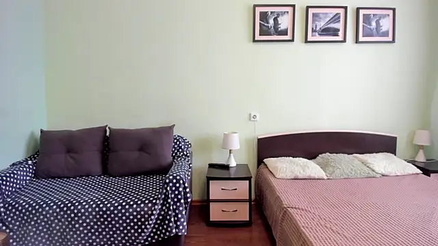 Marrymepls online show from April 20, 2026, 6:16 am