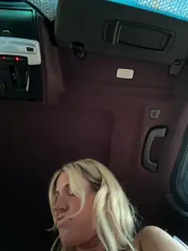 Snapshot of jasminesummer chatting on December 4, 2025, 1:20 pm jasminesummer online show from December 4, 2025, 1:20 pm