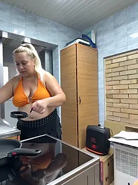 SabinaSweety online show from September 10, 2025, 7:30 am