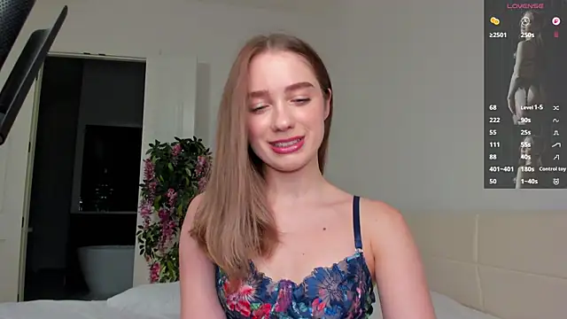 BabyEllen online show from September 15, 2025, 10:54 pm