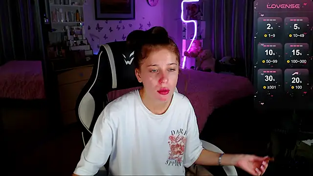 Kira honeyy online show from September 9, 2025, 11:10 am