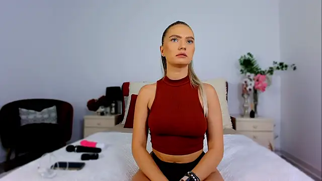 SashaRizz online show from September 16, 2025, 4:46 am