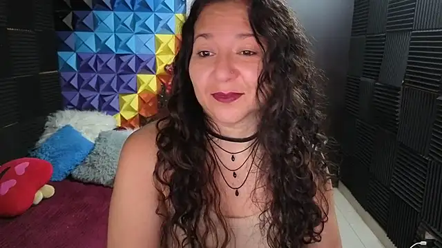 katifoxx online show from September 18, 2025, 6:54 pm