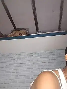 sujanmanda online show from November 19, 2025, 4:23 am