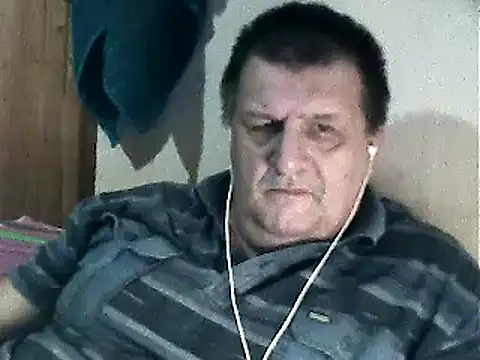 Vyrtous579 online show from December 23, 2024, 3:23 pm