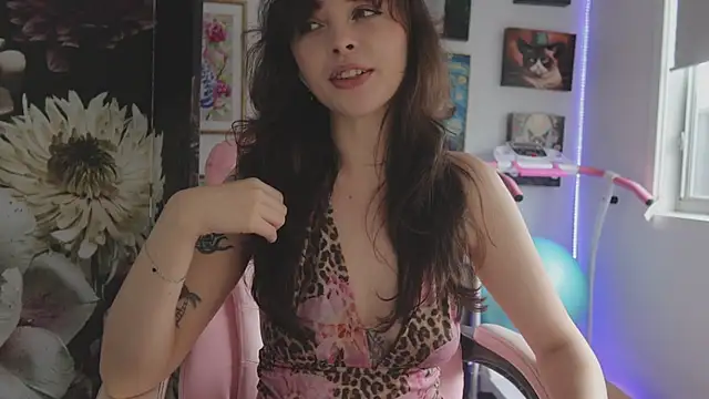 makiyahbelle online show from March 27, 2026, 1:33 am