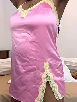 angelwavy online show from November 4, 2025, 12:32 am