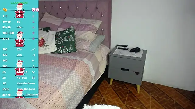 cristin doll  online show from December 27, 2024, 4:36 am