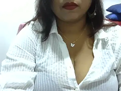 ROSEE MERRYYYY online show from October 6, 2025, 7:28 am