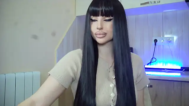 Snapshot of Lady_Joli chatting on August 5, 2026, 12:08 pm Lady Joli online show from August 5, 2026, 12:08 pm