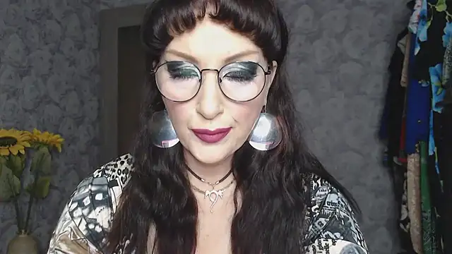 Aziza1 online show from September 24, 2025, 2:09 pm