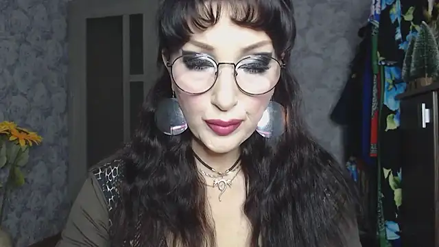 Aziza1 online show from October 10, 2025, 2:27 pm