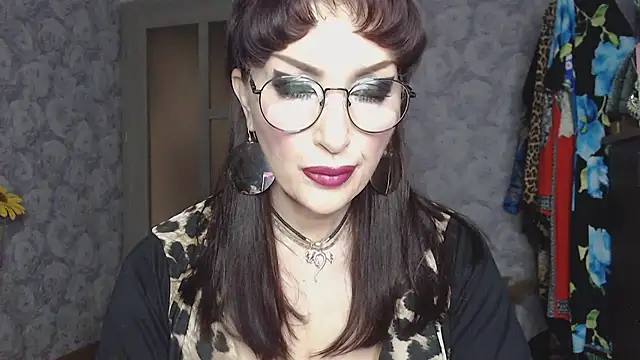 Aziza1 online show from April 22, 2026, 1:12 pm