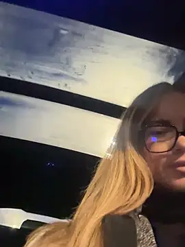 Etwas neugierig online show from January 31, 2025, 4:59 pm