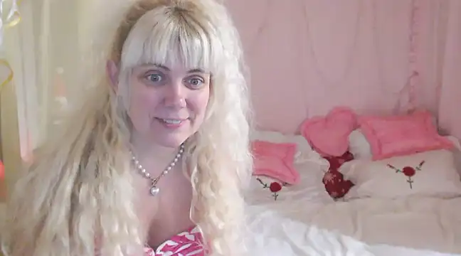 SunnySylvia online show from December 27, 2024, 4:47 am