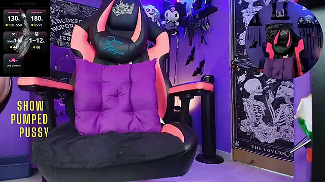 fetishkinkymeganx online show from March 17, 2025, 4:43 pm