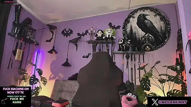 fetishkinkymeganx online show from March 6, 2026, 4:25 pm