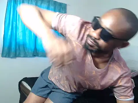 Snapshot of Ogmelo chatting on July 20, 2026, 7:00 am Ogmelo online show from July 20, 2026, 7:00 am