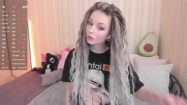 youreyesrgasm online show from February 10, 2025, 8:20 am